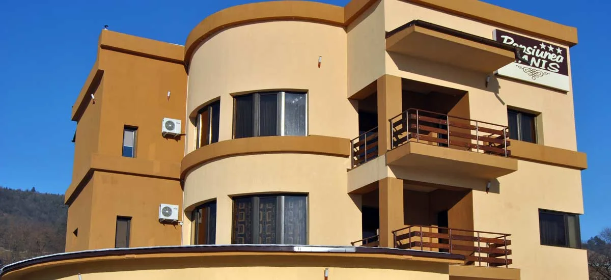 Ianis Guesthouse