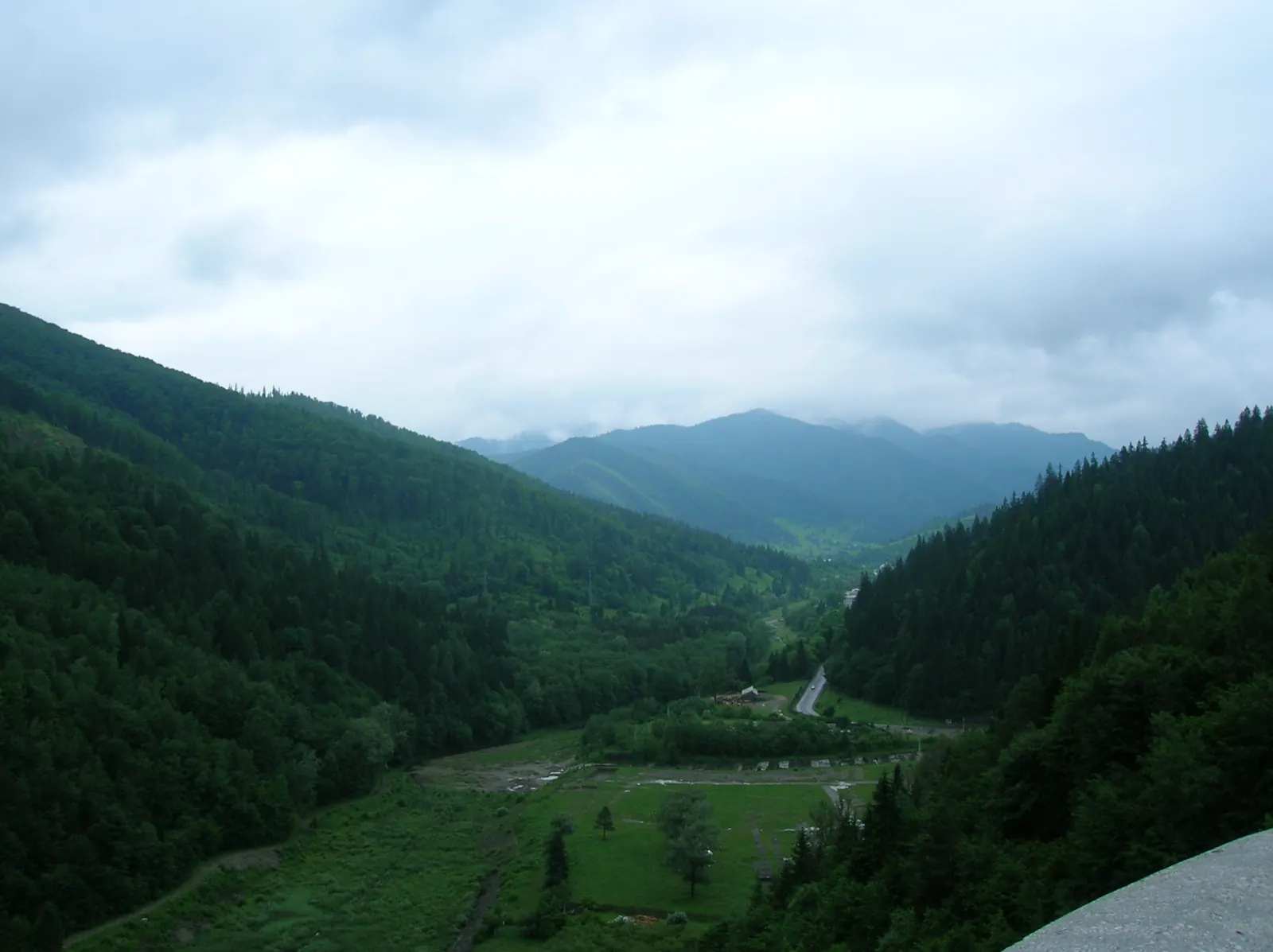 Fotografia 4 din 4, Barajul Izvorul Muntelui (Barajul Bicaz)