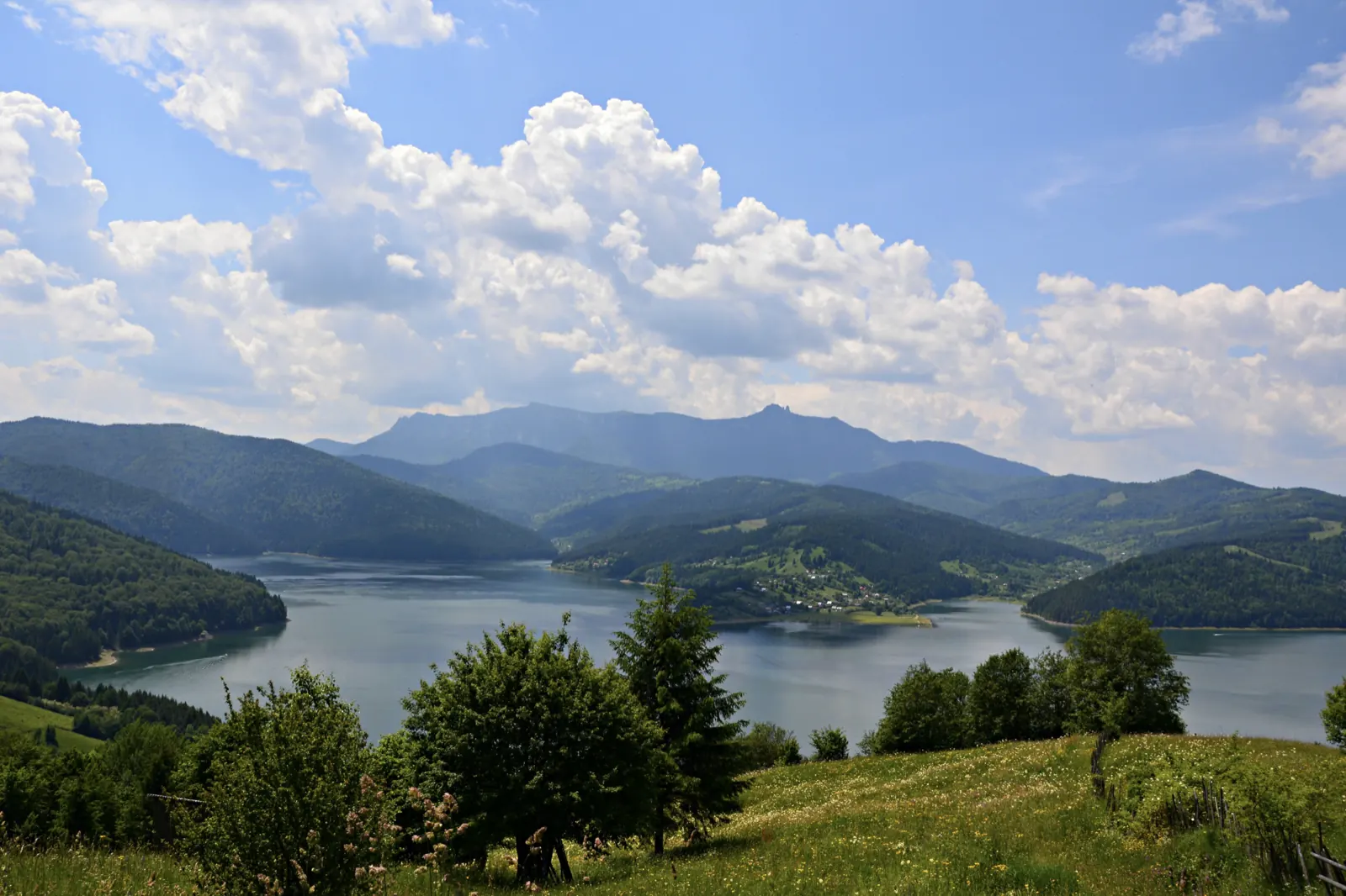 Lacul Izvorul Muntelui (Lacul Bicaz)