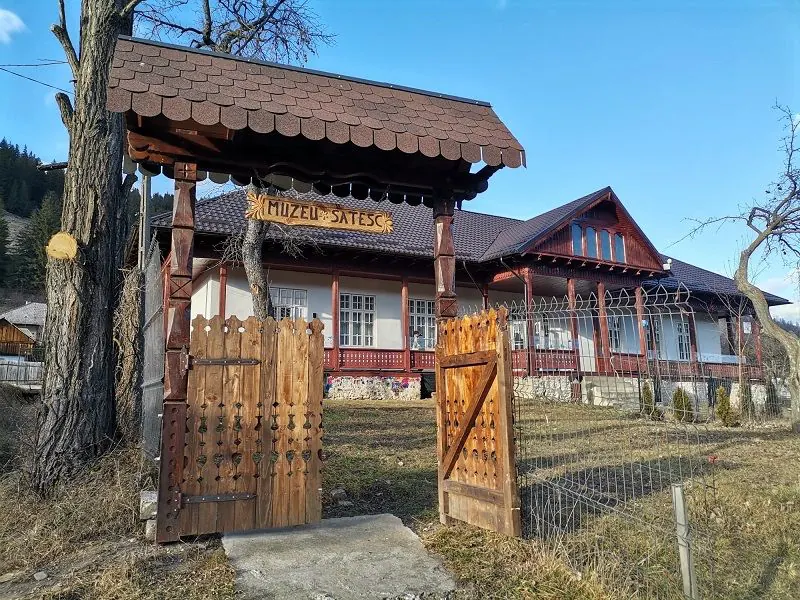Photo 2 of 4, Ceahlău Village Museum