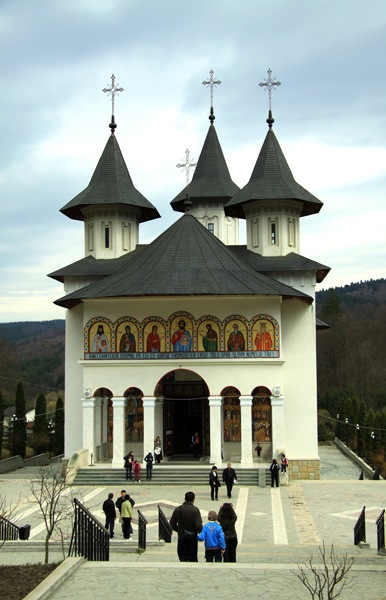 Second Day of Easter at Monasteries from Neamt County