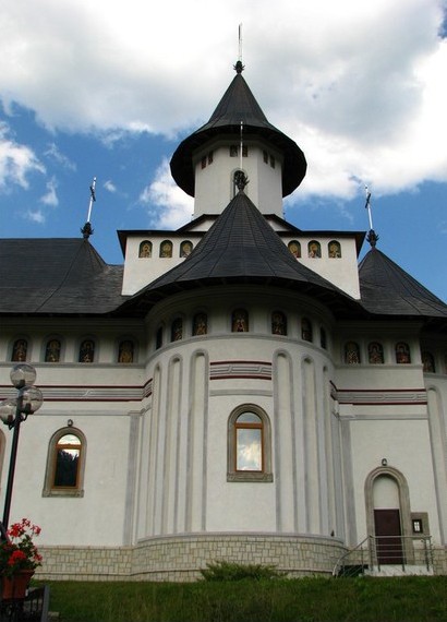 Romanian Tourism - Monasteries - Pangarati