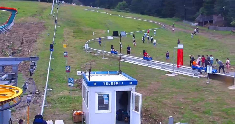 Durău Park – Amusement Park during Summer & Ski Slope during Winter – fotografia 7