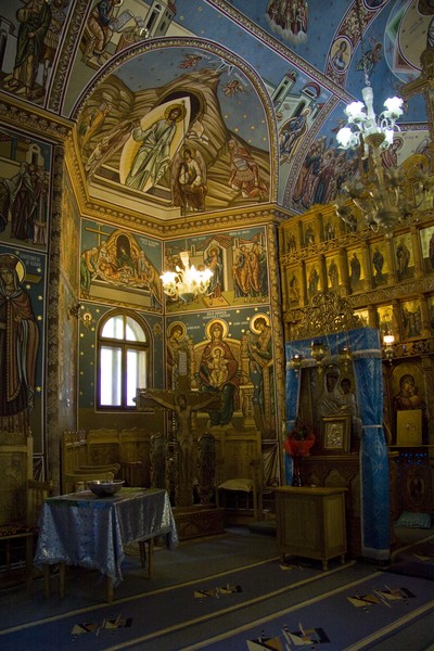 Sfanta Cruce Monastery