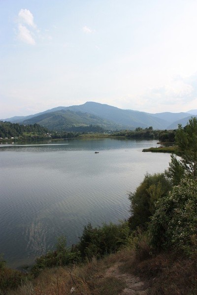 Romanian Tourism - Lake Pangarati
