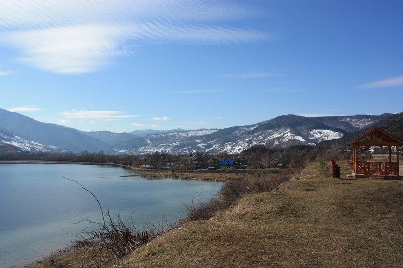 Romanian Tourism - Lake Pangarati