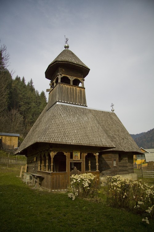 Old wooden churches from Neamț County – photo 10