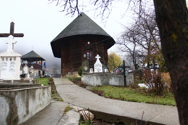 Old wooden churches from Neamț County – photo 21