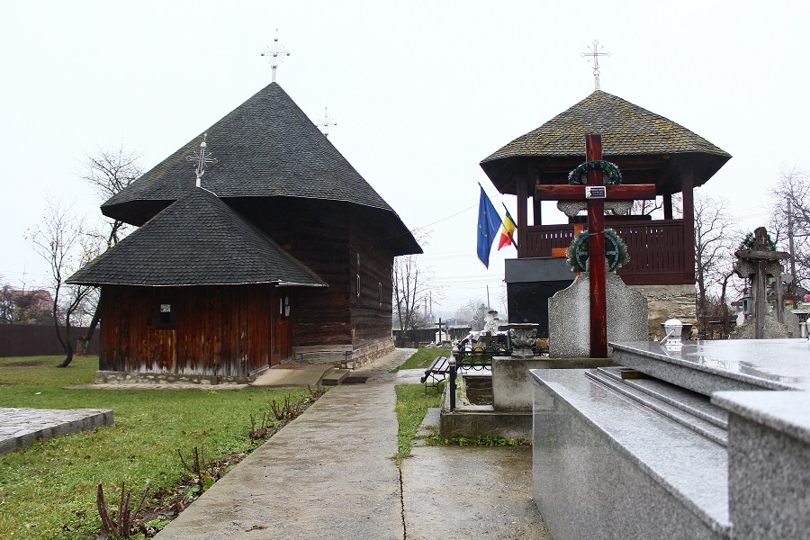 Old wooden churches from Neamț County – photo 22
