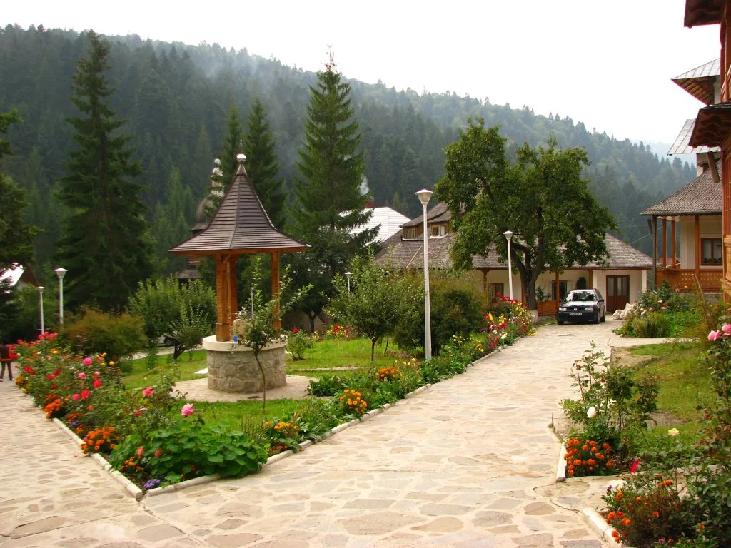 Durău Monastery from Neamț County – photo 8