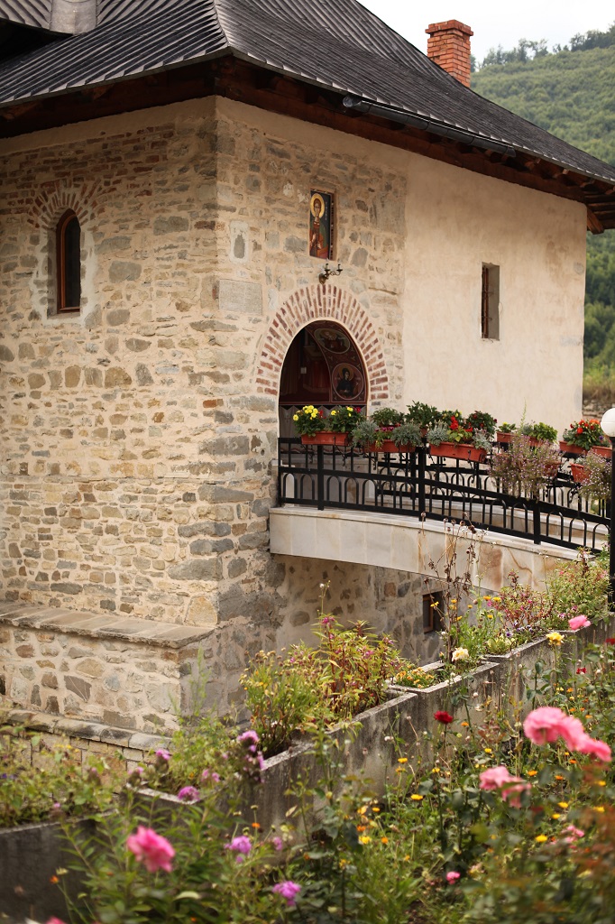 The Holy Week – time for a meaningful trip to the monasteries in Neamț – fotografia 5