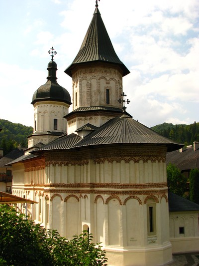 Manastiri in perioada Pastilor
