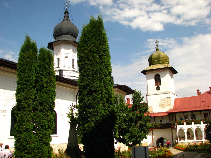 Manastiri in perioada Pastilor