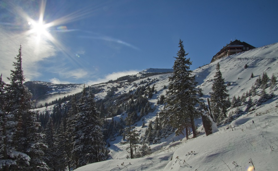 Ceahlăul, locul unde gerul iernii îți încălzește inima! – photo 3