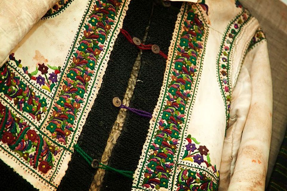 Țesăturile și alte textile populare de casă – fotografia 2