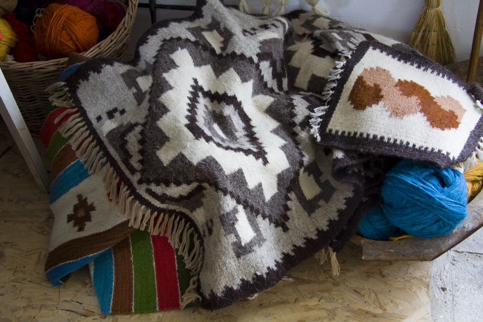 Țesăturile și alte textile populare de casă – fotografia 11