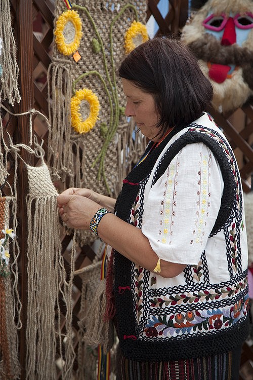 Țesăturile și alte textile populare de casă – fotografia 35