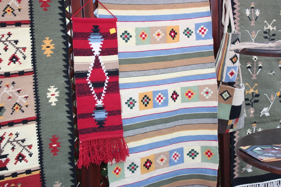 Țesăturile și alte textile populare de casă – fotografia 49