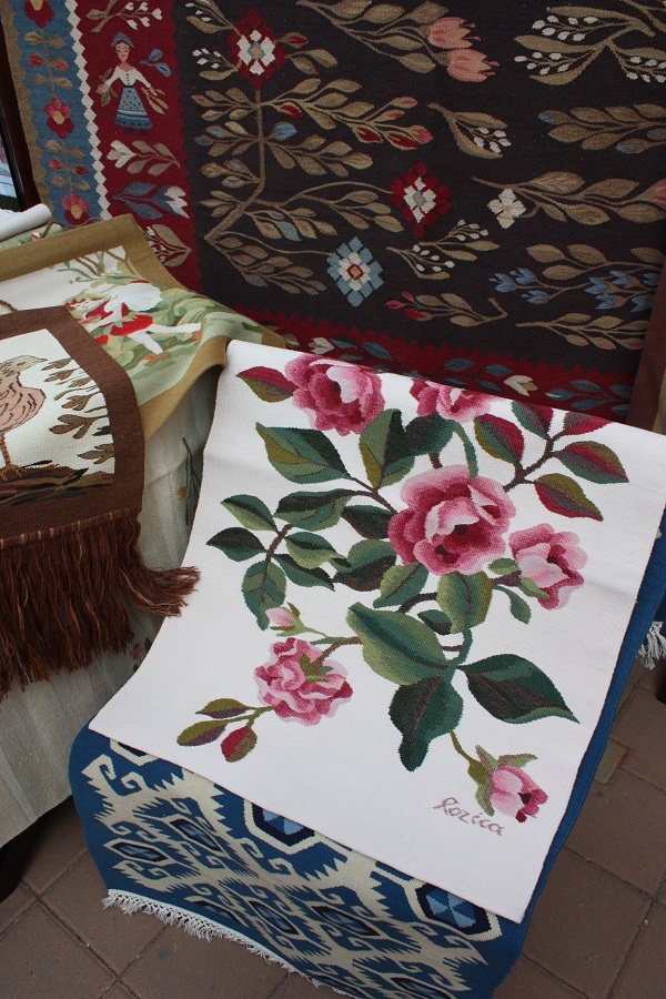 Țesăturile și alte textile populare de casă – fotografia 54