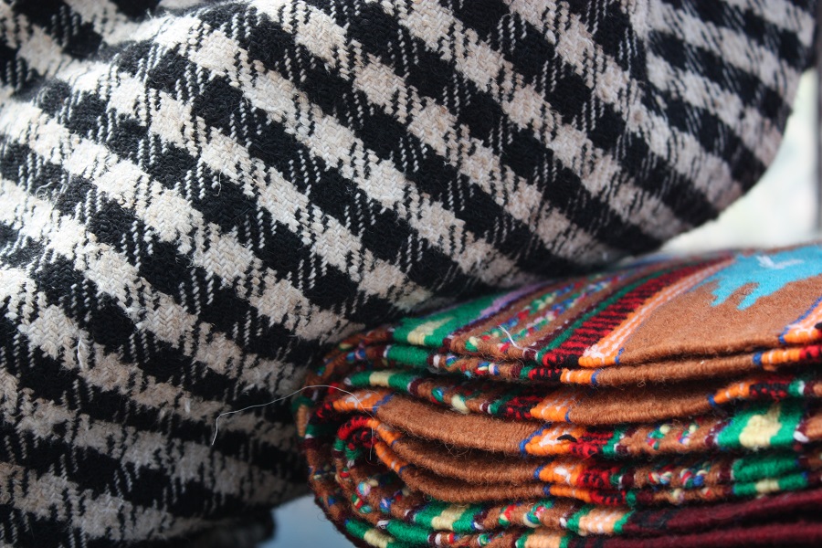 Țesăturile și alte textile populare de casă – fotografia 60