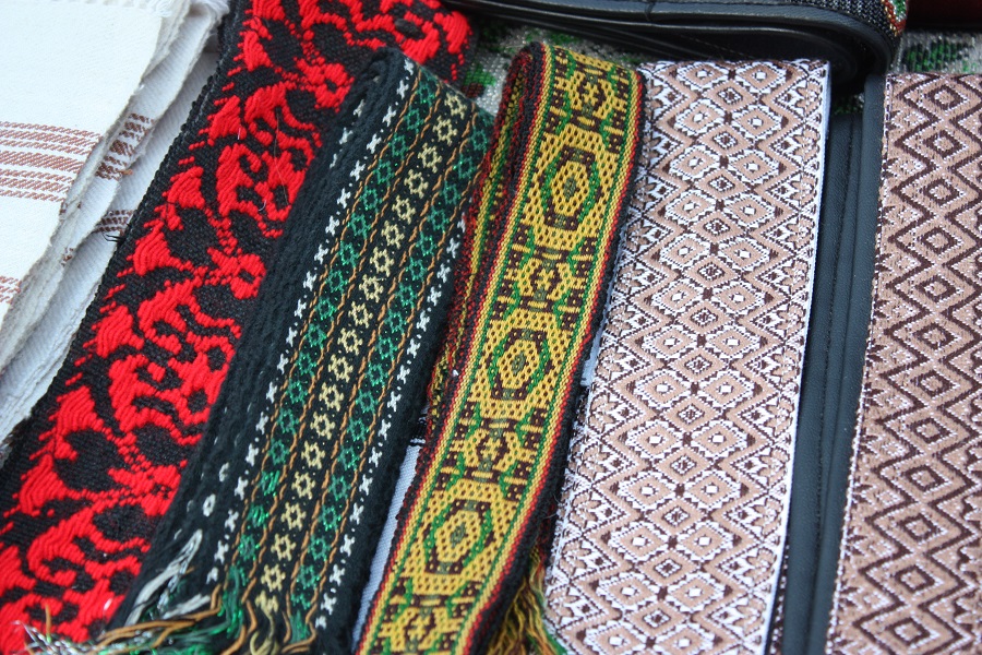 Țesăturile și alte textile populare de casă – fotografia 61