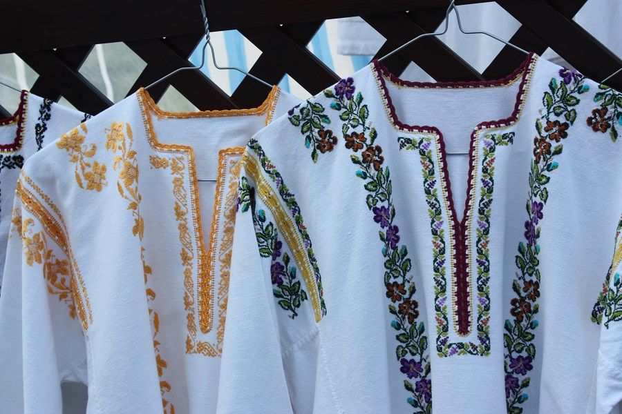 Țesăturile și alte textile populare de casă – fotografia 63