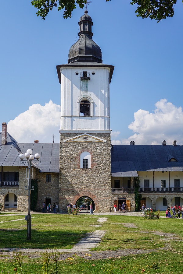 Mănăstirea Neamț – “Ierusalimul Ortodoxiei Române” – fotografia 15