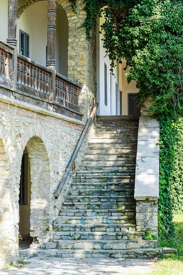 Mănăstirea Neamț – “Ierusalimul Ortodoxiei Române” – fotografia 16