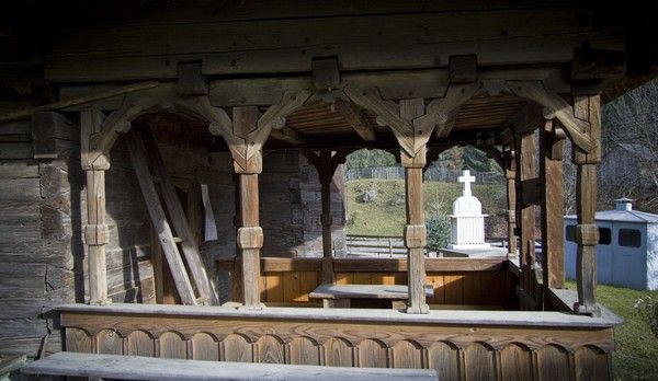 Arhitectura populară în județul Neamț – fotografia 2