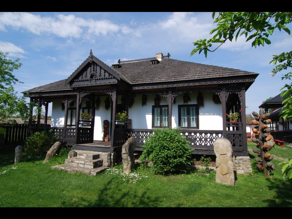 Arhitectura populară în județul Neamț – fotografia 4