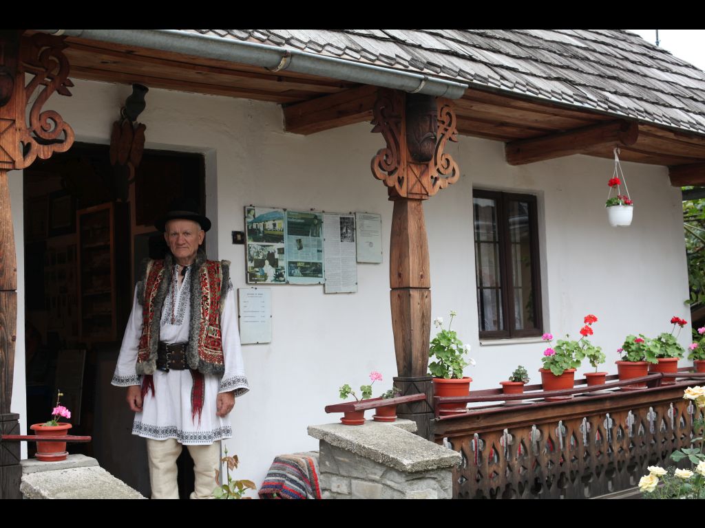 Muzeul etnografic Vasile Găman – comuna Vînători-Neamț