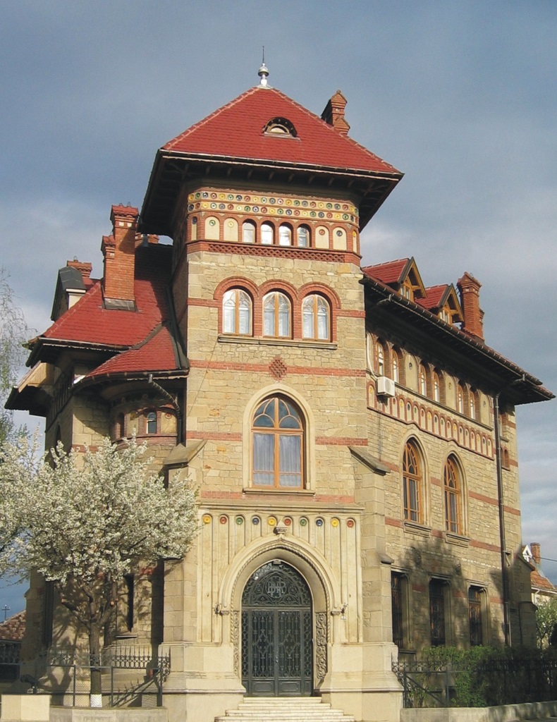Colecțiile de Artă Eneolitică Cucuteni Piatra Neamț – fotografia 1