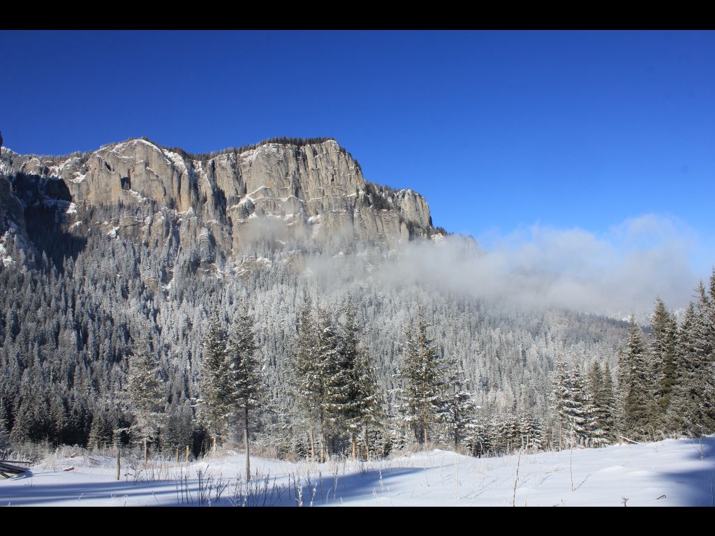 Ceahlau Mountain enveloped in Baba Dochia’s mysterious legend – photo 3