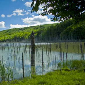 Hiking to Cuejdel Lake