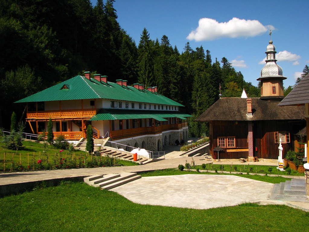 Circuit cu semnificații istorice și peisaje pitorești la Neamț – fotografia 27