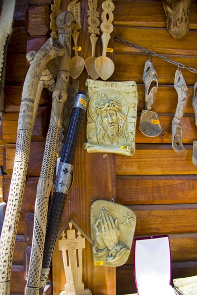 Bate ciobanesti traditionale realizate de Costin Lungu