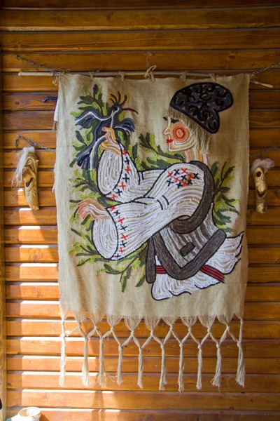 Tapiserie pe sac realizata de Ionela Lungu