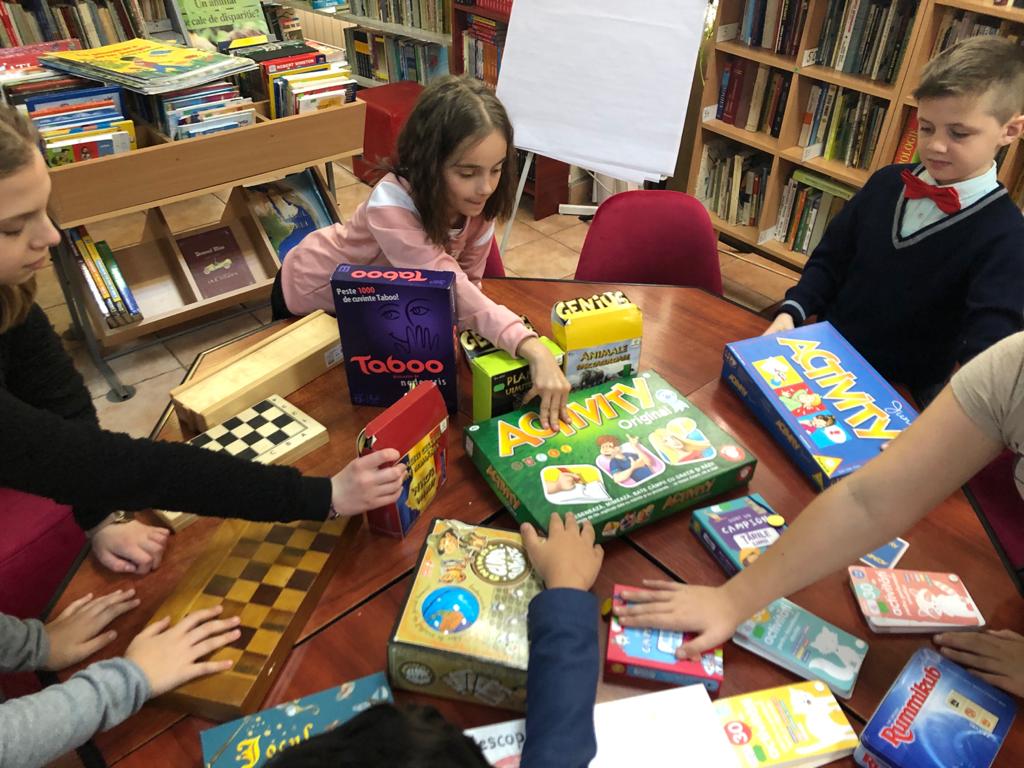 Ateliere de jocuri logico-educative la Biblioteca Județeană – fotografia 2