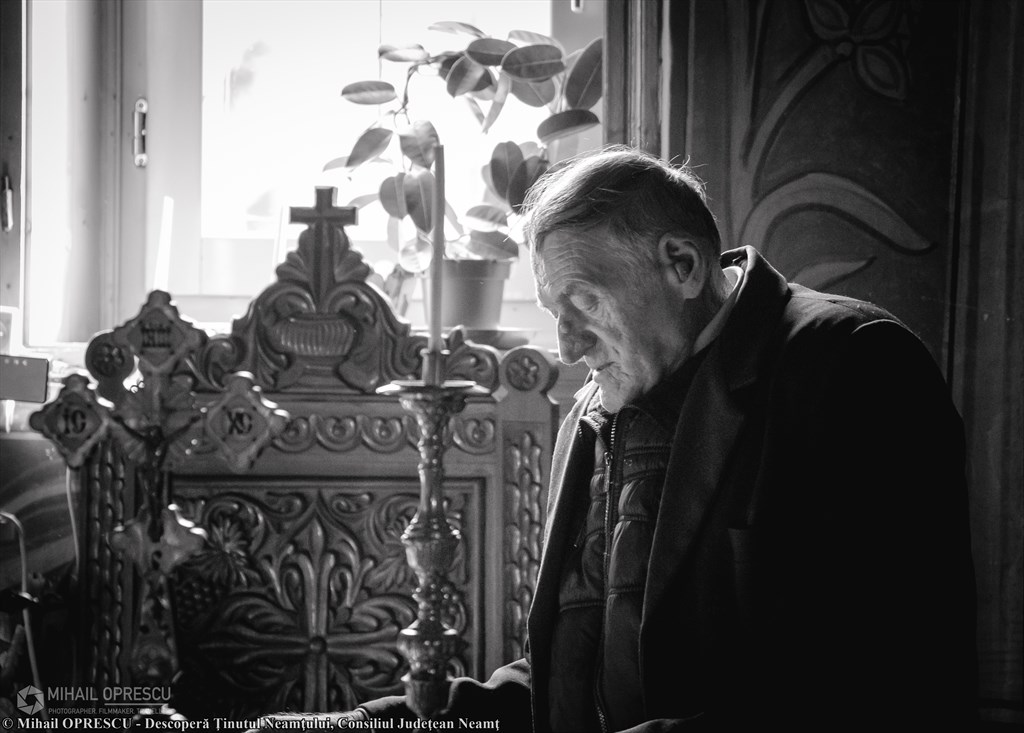 Colț de rai în Neamț: biserica Sfântul Nicolae din Pipirig – fotografia 12