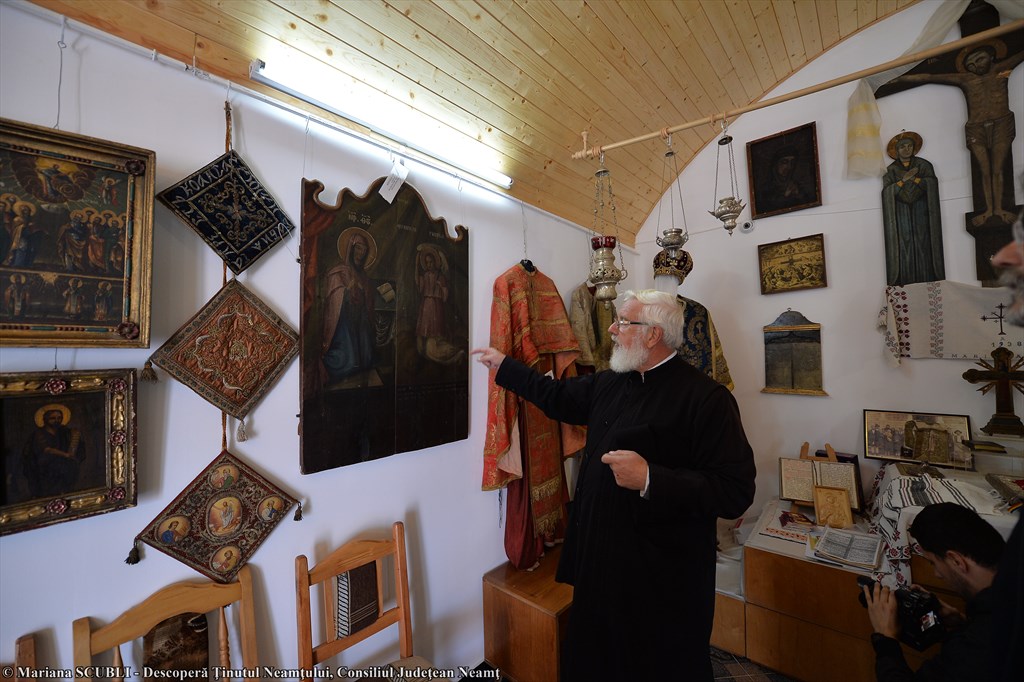 Colț de rai în Neamț: biserica Sfântul Nicolae din Pipirig – fotografia 5