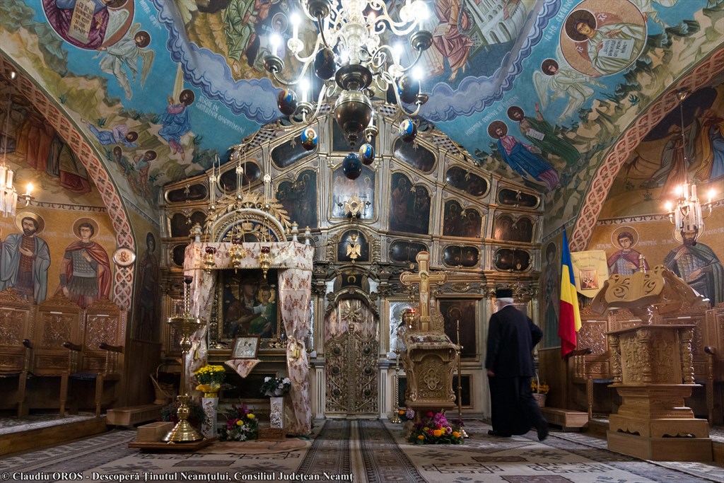 Colț de rai în Neamț: biserica Sfântul Nicolae din Pipirig – fotografia 26