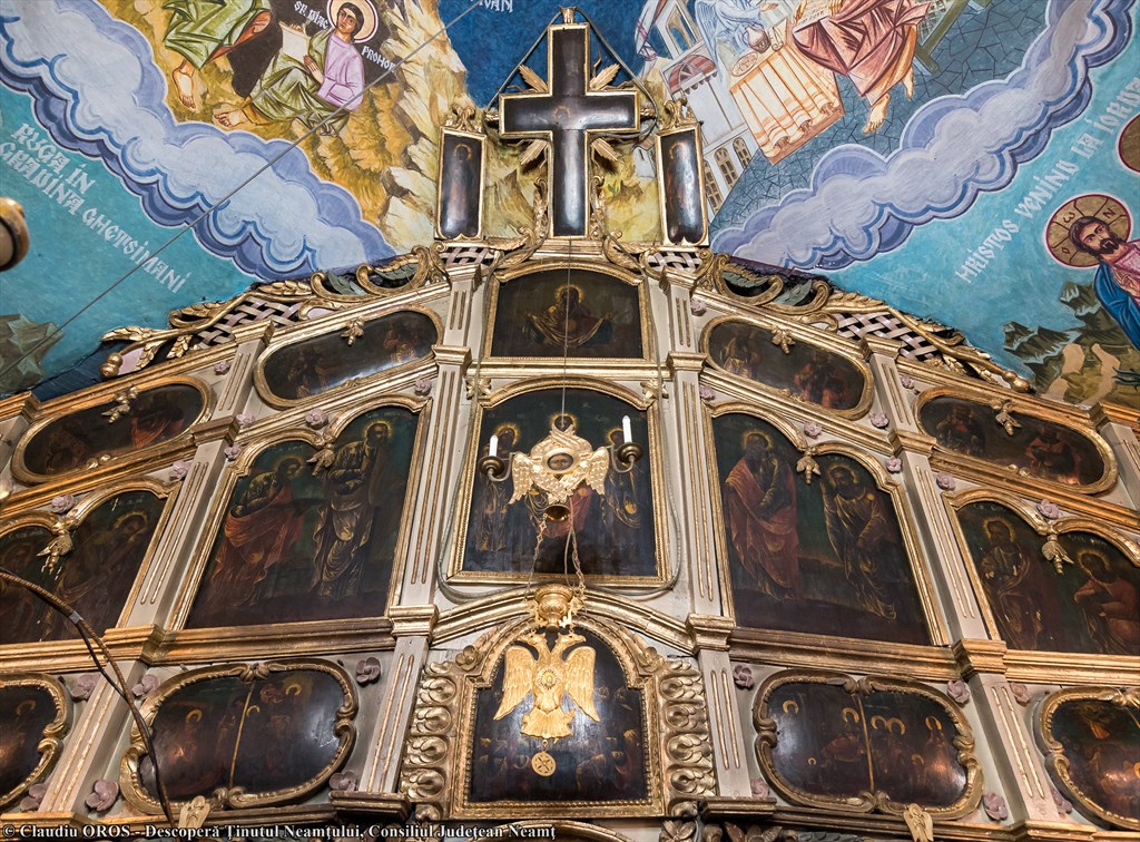 Colț de rai în Neamț: biserica Sfântul Nicolae din Pipirig – fotografia 6