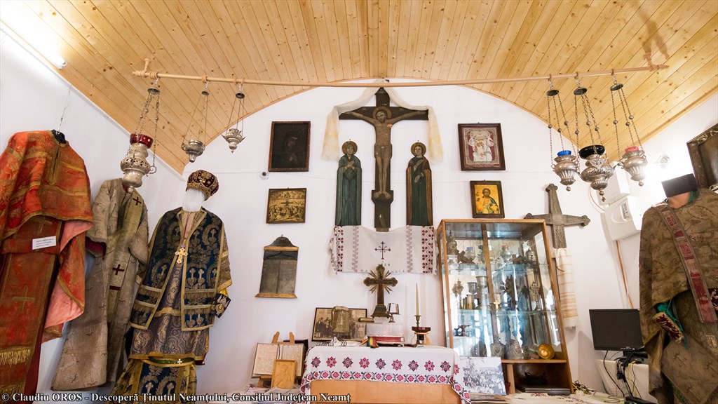 Colț de rai în Neamț: biserica Sfântul Nicolae din Pipirig – fotografia 19