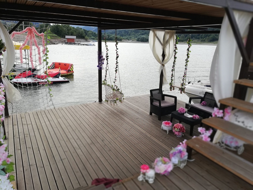 Agrement și adrenalină pe Lacul Izvorul Muntelui – fotografia 23