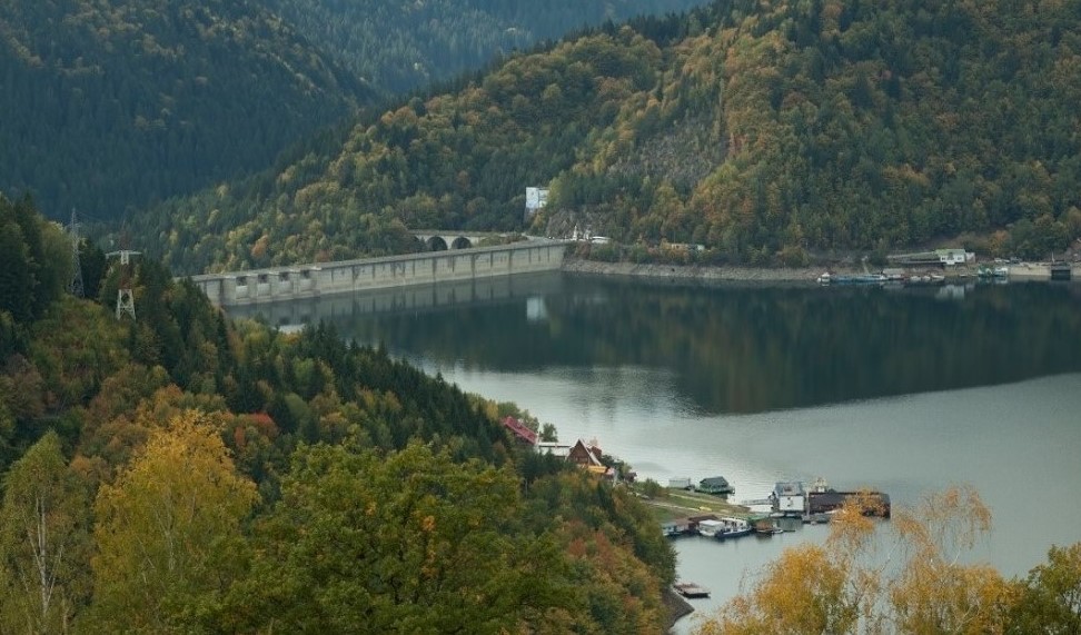 Agrement și adrenalină pe Lacul Izvorul Muntelui – fotografia 13