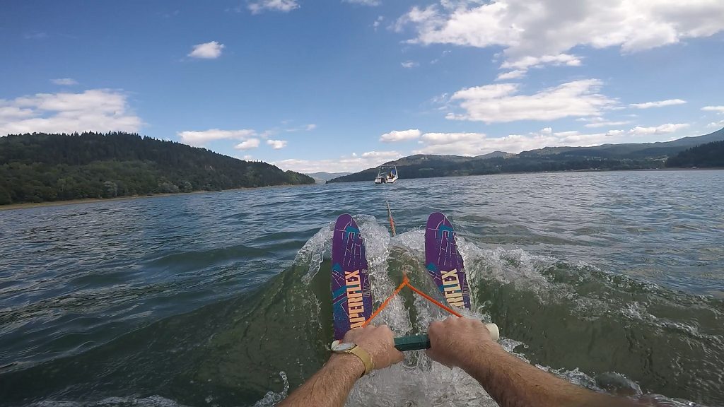 Agrement și adrenalină pe Lacul Izvorul Muntelui – fotografia 17