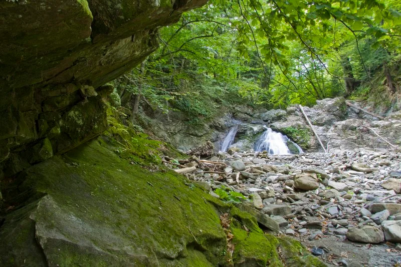 Duras Waterfall – Negulesti