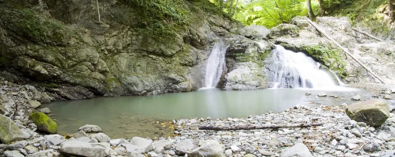 Duras Waterfall – Negulesti