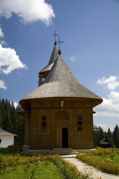 Schitul Poiana lui Ioan