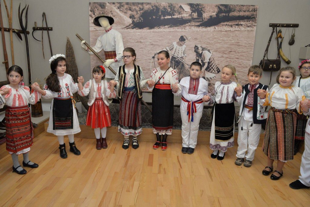 După preselecția „vedetei populare”, urmează preselecția pentru „Floricică de la Munte” Junior